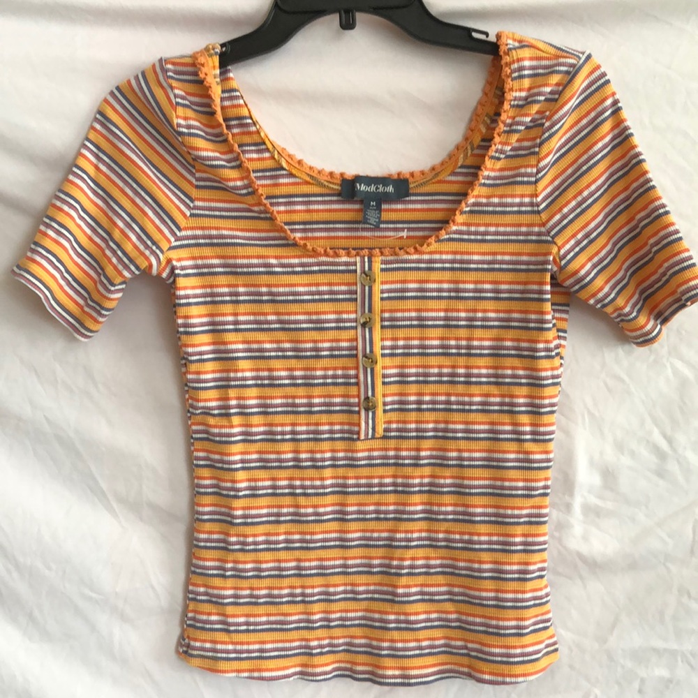 90’s style ModCloth baby ribbed crop slim fit shirt. Peach stripes. Bodycon.